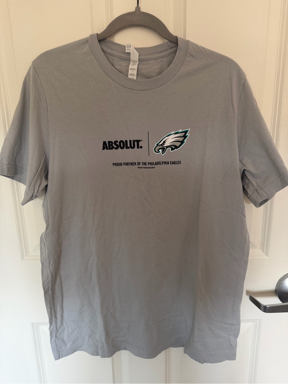 philadelphia eagles “fly eagles fly” absolut grey tshirt
